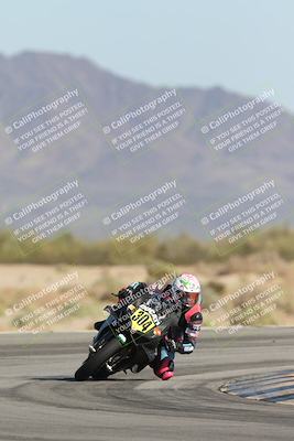 media/Oct-04-2025-CVMA (Sat) [[408bcdd6e4]]/Race 13-Amateur Supersport Open/
